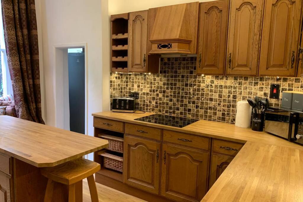 Luxurious Apartment In Historic Mansion - Sleeps 7 Ladock Extérieur photo