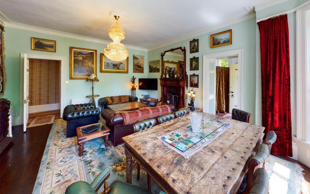 Luxurious Apartment In Historic Mansion - Sleeps 7 Ladock Extérieur photo